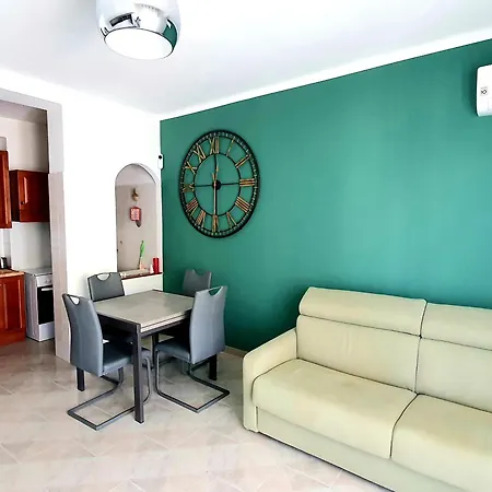 Enea Apartment